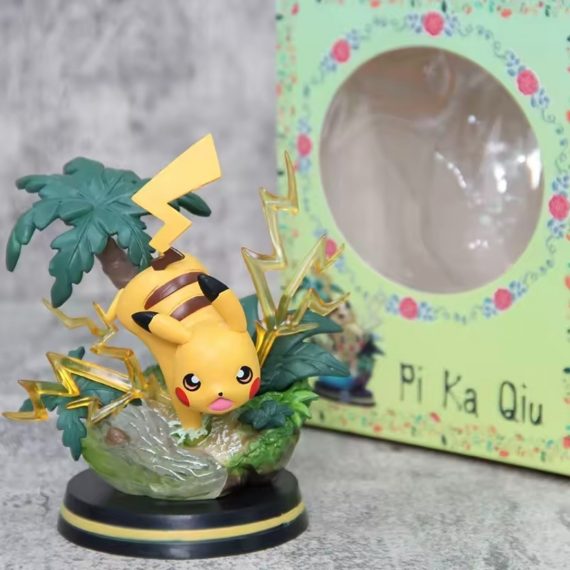 Electric Jungle: Pikachu Deluxe Diorama Figure