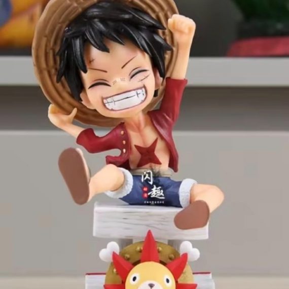 Monkey D. Luffy "King of Smiles" Collectible Mini Figure